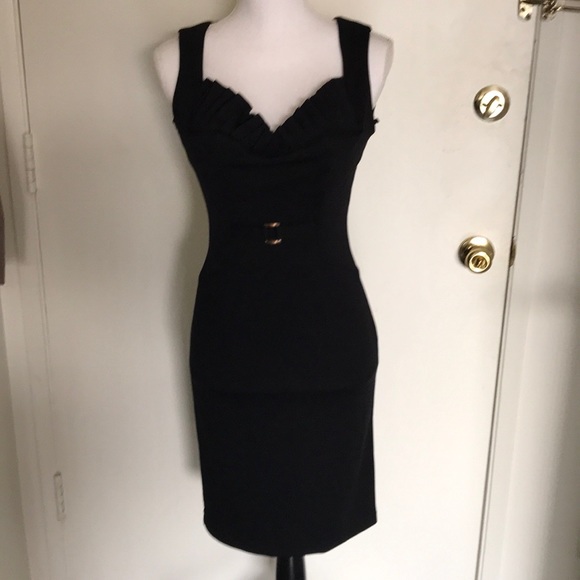 little black dress sweetheart neckline
